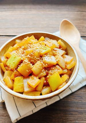 常備菜に!大根の皮のごま油炒め-レシピのメイン写真