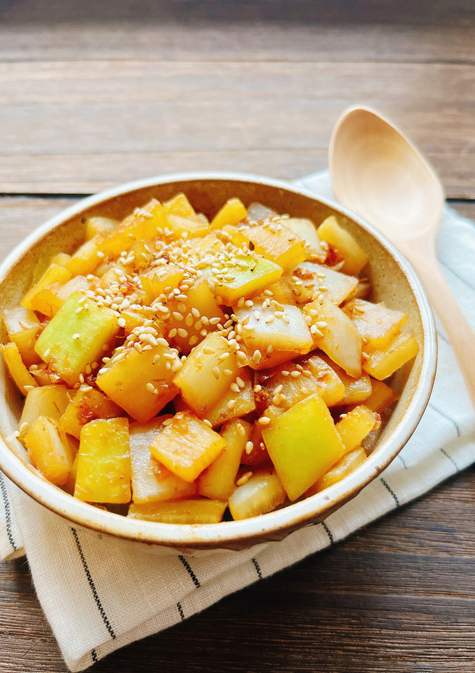 常備菜に！大根の皮のごま油炒め-レシピのメイン写真
