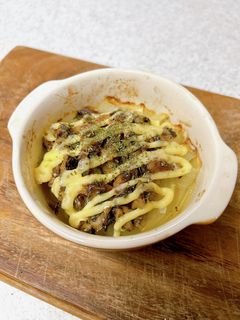 玉ねぎとオイルサーディンの燻製マヨ焼き-レシピのメイン写真