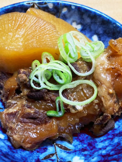 圧力鍋で簡単♡豚バラ軟骨と大根の煮物-レシピのメイン写真