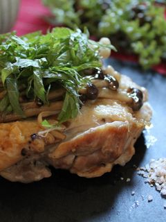 山椒粉で食べる鶏肉ときのこ-レシピのメイン写真