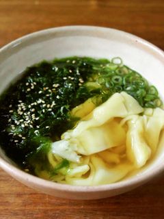和風だしのワンタンの皮スープ-レシピのメイン写真