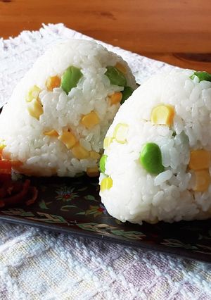 枝豆とコーンのおにぎり-レシピのメイン写真