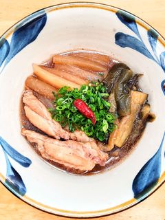 鶏手羽中と大根とナスの煮物-レシピのメイン写真