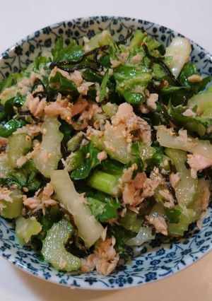 簡単!旨い!セロリとツナの塩昆布和え♪-レシピのメイン写真