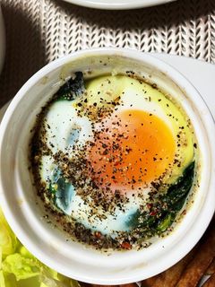 朝食にお勧め巣篭もりエッグ-レシピのメイン写真