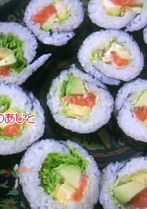 鮭とアボカドの太巻き-レシピのメイン写真