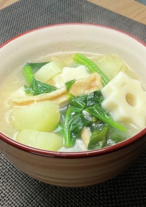 ほうれん草＋じゃが＋ちくわぶ＋油揚味噌汁-レシピのメイン写真