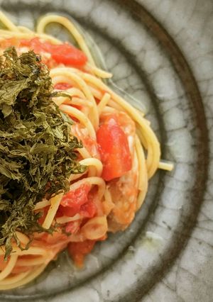 簡単！鶏もも肉とトマトのハバノリーゼ-レシピのメイン写真
