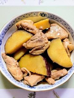 簡単!味しみ!さつまいもと鶏肉の煮物-レシピのメイン写真