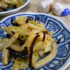 รูปของ 白菜と昆布佃煮の即席漬け