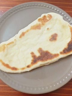 シンプルなナン-レシピのメイン写真