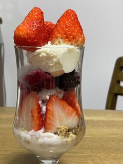 いちごパフェ-レシピのメイン写真