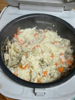 白だしで、鶏もも肉と舞茸の炊き込みご飯-レシピのメイン写真