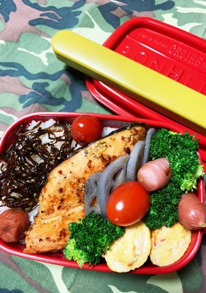 2/22 よっちゃん鮭ガーリック焼お弁当-レシピのメイン写真