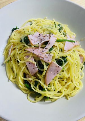 電子レンジで簡単！ハムとほうれん草パスタ-レシピのメイン写真