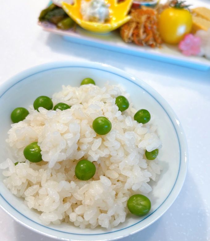 うすいえんどう(グリーンピース)の豆ご飯 by ⌯ˆ‎﻿•ﻌ•ˆ
