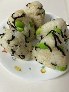 塩昆布枝豆おにぎり-レシピのメイン写真