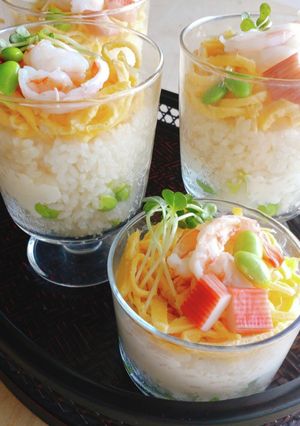 家族が喜ぶ★ひな祭りはカップちらし寿司★-レシピのメイン写真