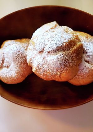 トレハロースでふんわり柔らかシュー生地-レシピのメイン写真