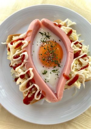 魚肉ソーセージの巣ごもり卵風トースト-レシピのメイン写真