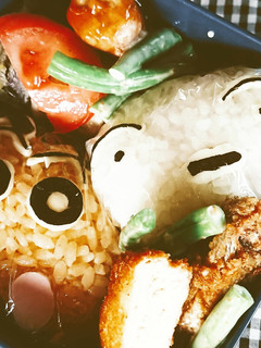 キャラ弁:しんのすけとシロ-レシピのメイン写真