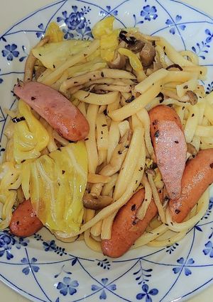 冷凍うどんでペペロンチーノ-レシピのメイン写真
