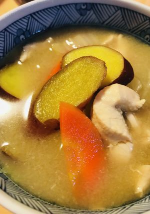 具だくさんの汁物●鶏むね肉のさつま汁-レシピのメイン写真