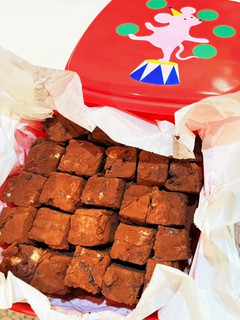 プラリネナッツとドライフルーツの生チョコ-レシピのメイン写真