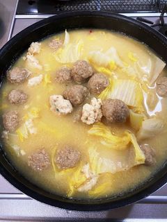ホエイを使った肉団子の味噌汁-レシピのメイン写真