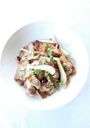 簡単美味しい【豚とエシャレットの醤油炒め-レシピのメイン写真