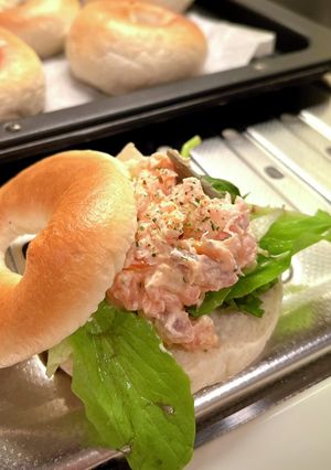 華やか♡手作りサーモンディップのベーグル-レシピのメイン写真