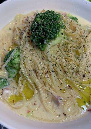 鮭中骨缶とブロッコリーのクリームパスタ-レシピのメイン写真
