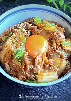 万能焼肉のたれで牛肉キムチ丼-レシピのメイン写真