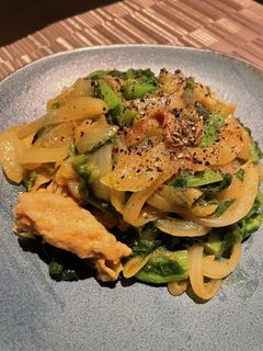 菜の花と豚肉のカレーマヨ炒め-レシピのメイン写真