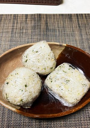 ○△□タヌキおにぎり-レシピのメイン写真
