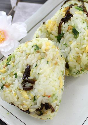お弁当に◎菜の花のおにぎり-レシピのメイン写真
