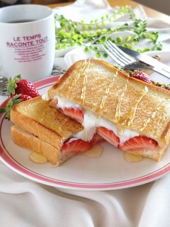 いちごとマシュマロのホットサンド。-レシピのメイン写真