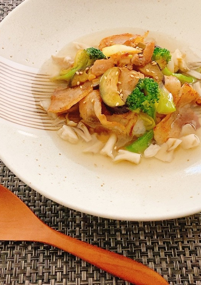 豚野菜オイスターソースの白だし舞茸餡丼-レシピのメイン写真