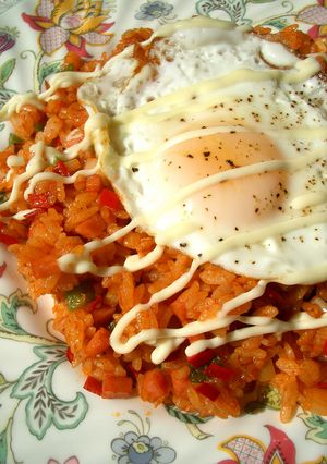 コチュジャン炒飯 マヨ玉トッピング-レシピのメイン写真