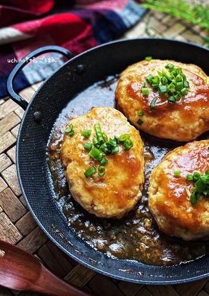 鶏ひき肉と豆腐のヘルシー節約ハンバーグ-レシピのメイン写真