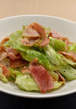 島の匠ベーコンの蒸しキャベツ-レシピのメイン写真