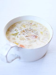 コトコト煮て【とろとろ白菜のミルクスープ-レシピのメイン写真