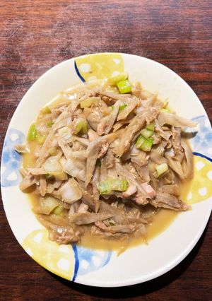 笹掻き牛蒡のバター本つゆツナ和え-レシピのメイン写真