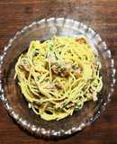 叩き蜂蜜梅肉と小葱のツナ和えパスタ