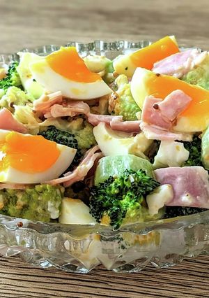 半熟卵とブロッコリーの粒マスタード合え-レシピのメイン写真