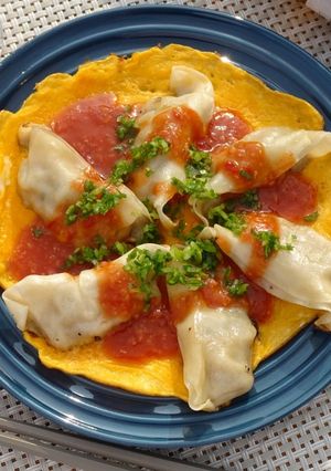 オム餃子 ~黒酢のスイートチリソース~-レシピのメイン写真
