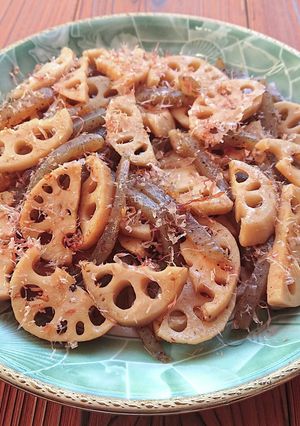 鰹節香るれんこんとこんにゃくの甘辛炒め-レシピのメイン写真