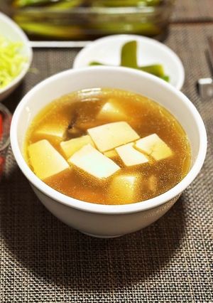 鶏手羽先と干し椎茸のスープ-レシピのメイン写真