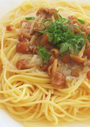 〖なめこの和風おろし白だしスープパスタ〗-レシピのメイン写真